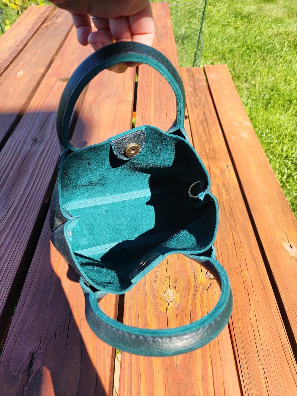 Boreal Raindrop Crossbody Bag - Picture 8 of 11